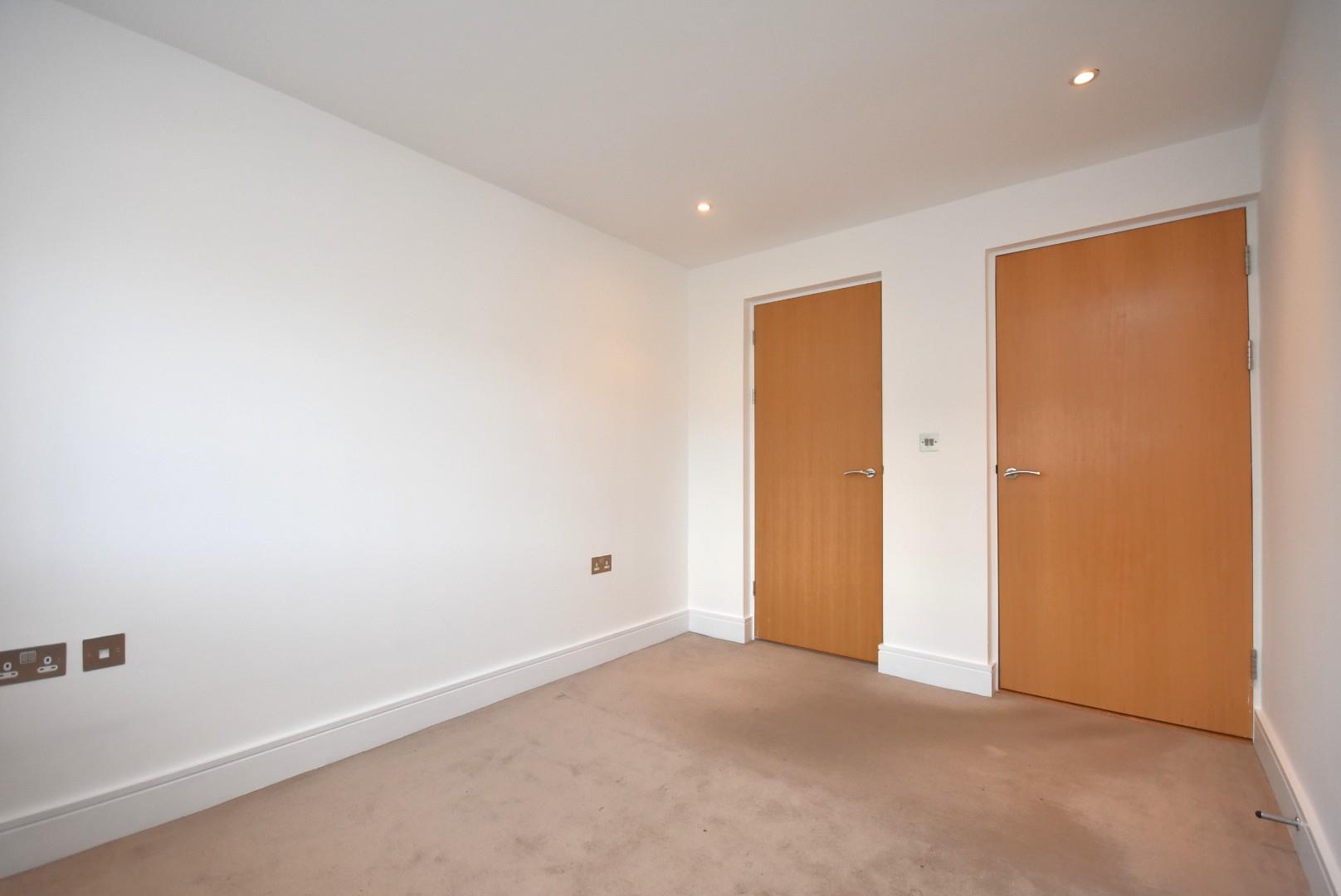 115 Woodlands, Hayes Point, Sully, CF64 5QE